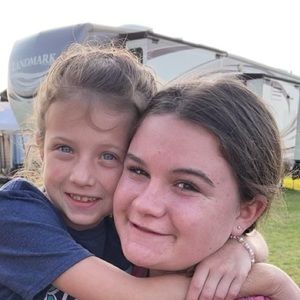 Meet your Posher, Carley